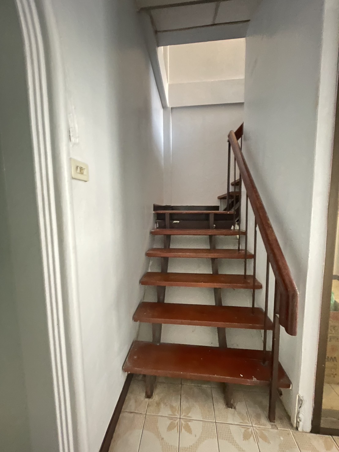 FD-F12.1 ขายทาวน์เฮาส์ 3 ห้องนอน 2 ห้องน้ำ ซอยวงค์สว่าง 19