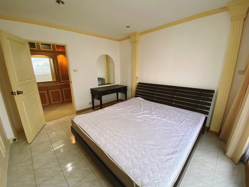 ขายคอนโด ศุภาลัย เพลส สุขุมวิท 39 พื้นที่ 120 ตรม. 2 ห้องนอน ขาย 7.72 ล้านบาท