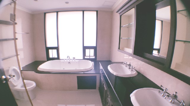 ให้เช่าคอนโด วิสต้า การ์เด้น พื้นที่ 247.74 ตรม. 4 ห้องนอน (เพนท์เฮ้าส์) เช่า 62,000 บ/ด