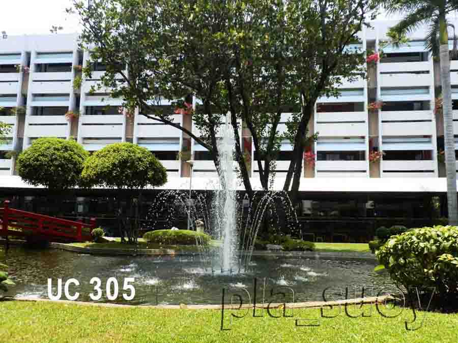 ชุดน้ำพุ ขาตั้ง ที่ มหาวิทยาลัย หอการค้า