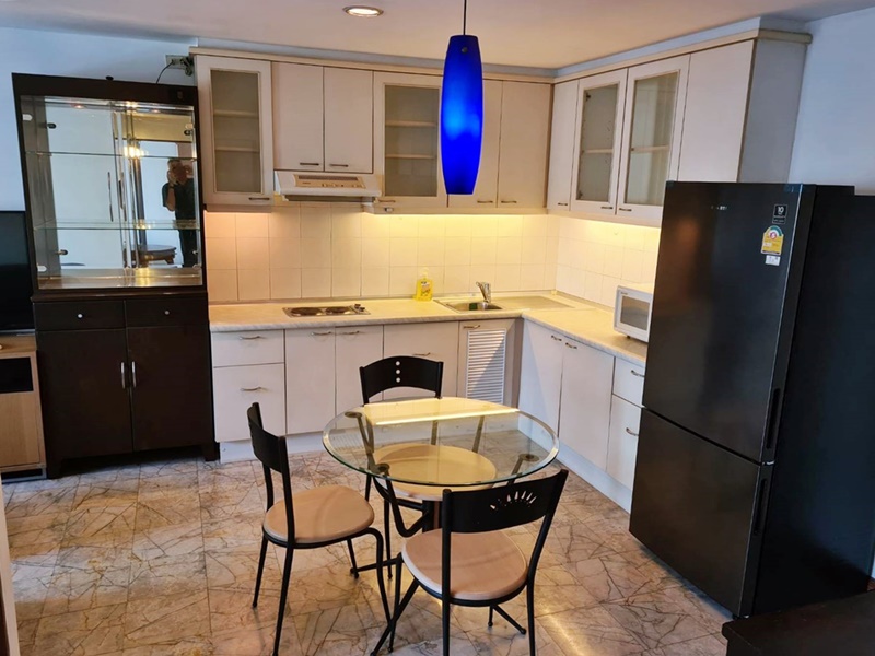 ขายคอนโด วิทยุ คอมเพล็กซ์ พื้นที่ 59 ตร.ม. 2 ห้องนอน ขาย 3.6 ล้านบาท