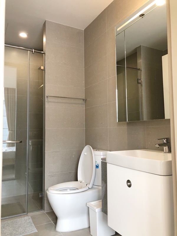 ให้เช่าคอนโด โนเบิล เพลินจิต พื้นที่ 45 ตร.ม. 1 ห้องนอน เช่า 44,500 บ/ด