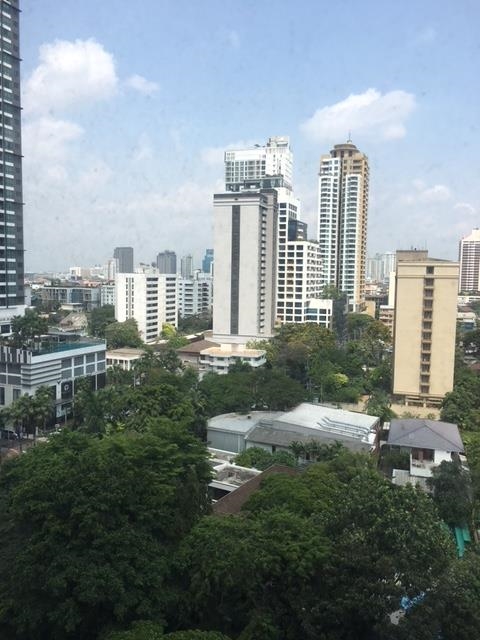 ขายคอนโด ดี.เอส. ทาวเวอร์ 1 สุขุมวิท 33 พื้นที่ 251 ตร.ม. 3 ห้องนอน ขาย 19.5 ล้านบาท