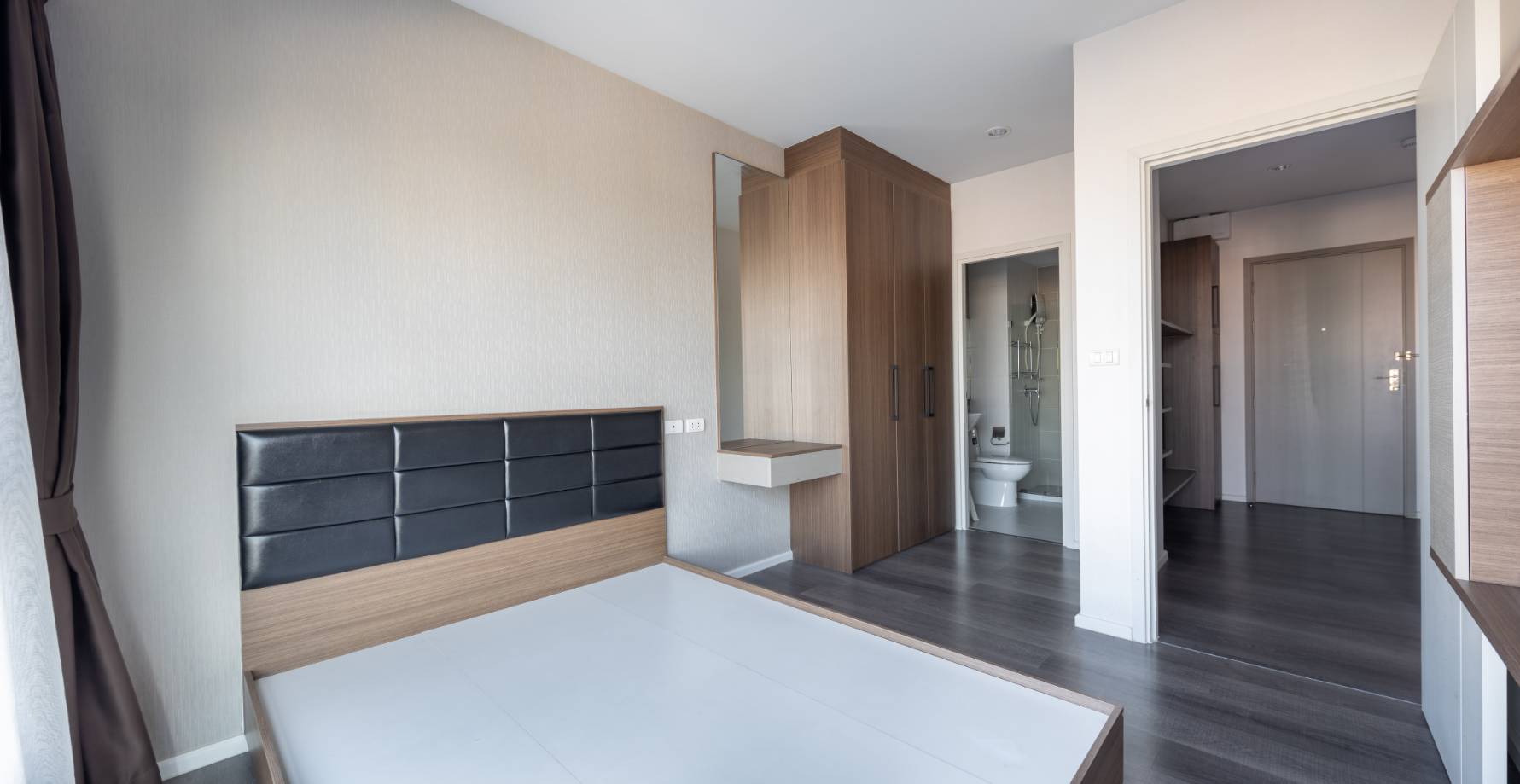 ขาย คอนโด เดอะ สเตจ เตาปูน อินเตอร์เชนจ์ พื้นที่ 35 ตร.ม. 1 ห้องนอน วิวสระ วิวแม่น้ำ