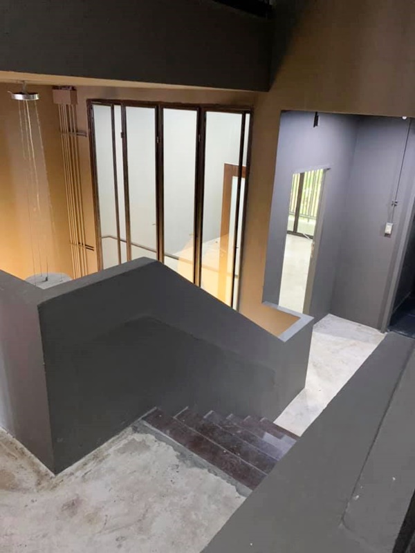 ให้เช่าโฮมออฟฟิศ 3 ชั้น ย่านพระราม 9 พื้นที่ 38 ตรว. เช่า 55,000 บาท/เดือน