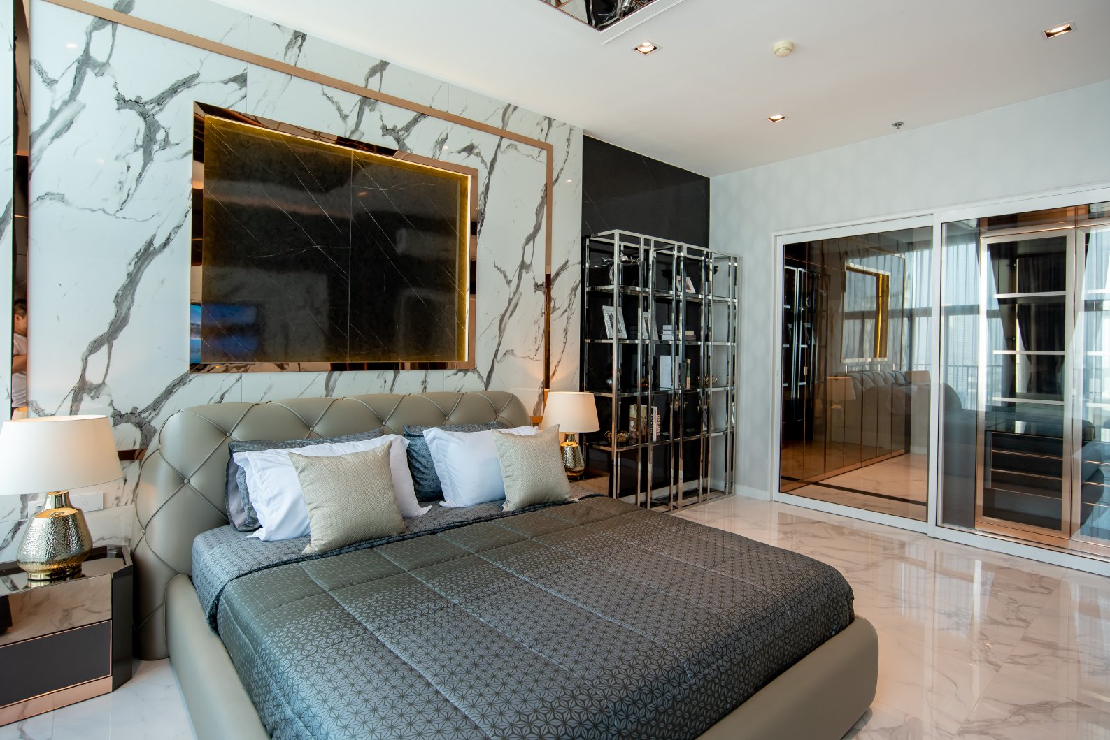 ขายคอนโด เบลล์ แกรนด์ พระราม 9 พื้นที่ 182 ตร.ม. 2 ห้องนอน ขาย 45 ล้านบาท