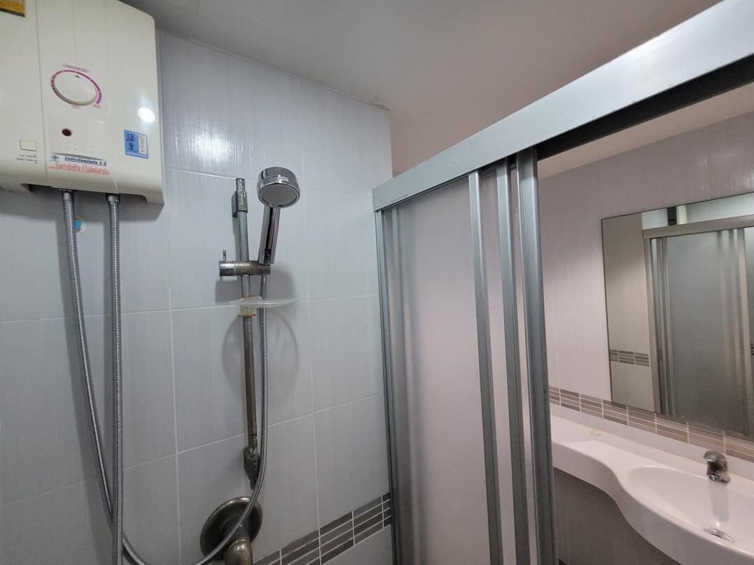 ให้เช่าคอนโด ลุมพินี พาร์ค พระราม 9 - รัชดา 26 ตรม. 1 ห้องนอน ราคาเช่า 11,000 บาท/เดือน