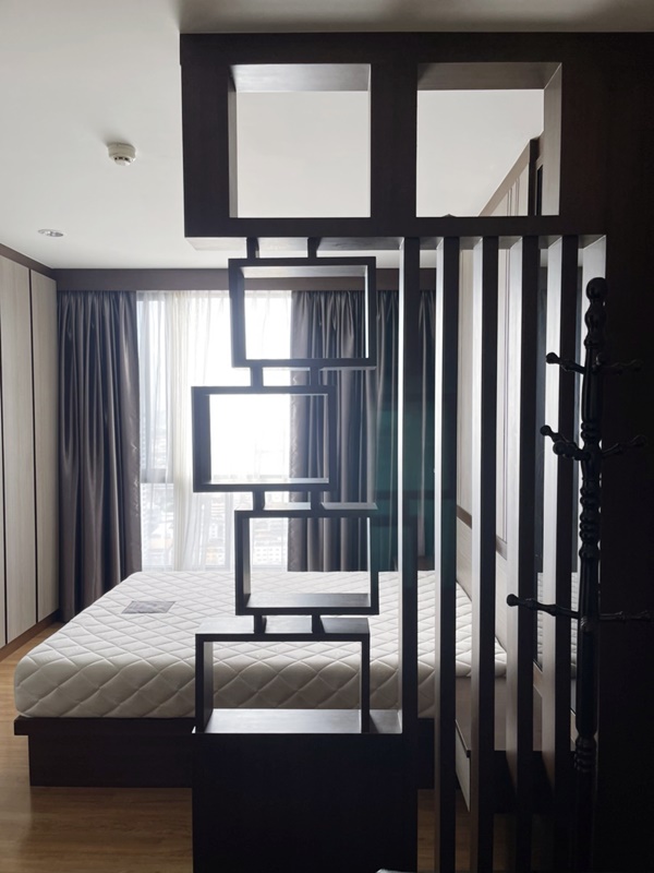 ขายคอนโด เดอะ ทรี อินเตอร์เชนจ์ พื้นที่ 30 ตร.ม. สตูดิโอ ขาย 2.5 ล้านบาท