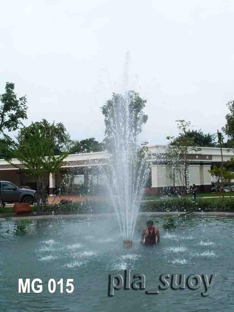 5. น้ำพุทุ่นลอย ทรง 3 ชั้น