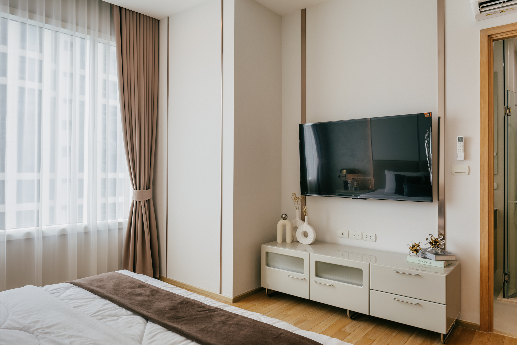 ให้เช่าคอนโด 39 บาย แสนสิริ พื้นที่ 57 ตร.ม. 1 ห้องนอน เช่า 45,000 บ/ด