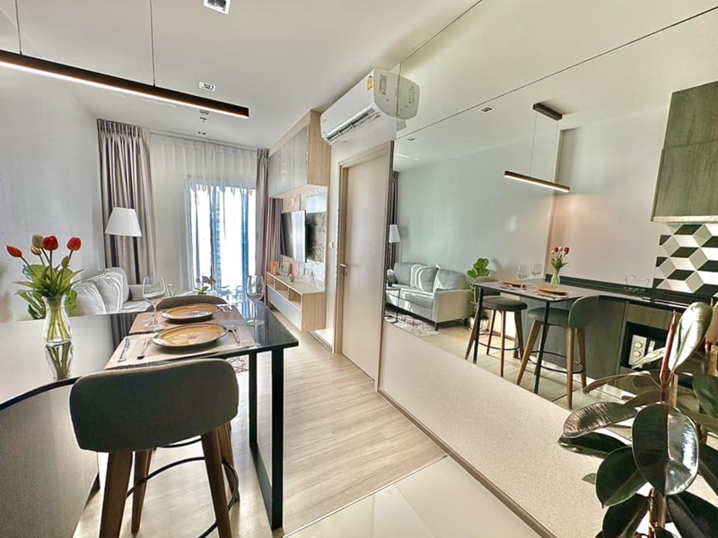 ให้เช่าคอนโด เดอะ เบส เพชรบุรี-ทองหล่อ พื้นที่ 33 ตร.ม. 1 ห้องนอน เช่า 19,000 บ/ด