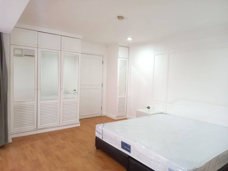 ให้เช่าคอนโด เดอะ วอเตอร์ฟอร์ด พาร์ค สุขุมวิท 53 77 ตร.ม. 1 ห้องนอน ให้เช่า 26,000 บ/ด