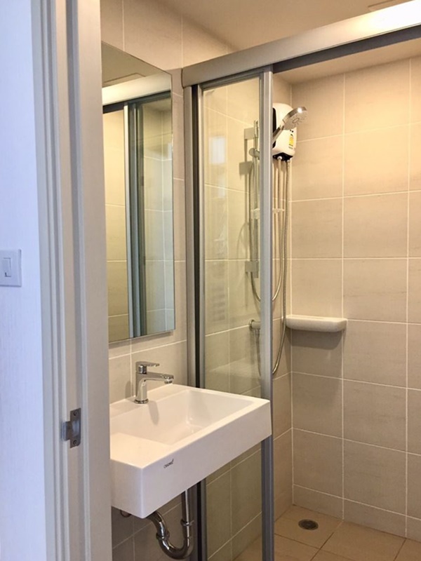 ให้เช่าคอนโด ลุมพินี ซีเล็คเต็ด สุทธิสาร-สะพานควาย 26 ตร.ม. สตูดิโอ เช่า 12,000 บ/ด