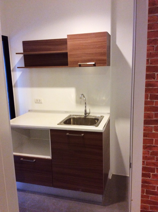 ขายคอนโด เดอะ ทรี อินเตอร์เชนจ์ พื้นที่ 30 ตร.ม. สตูดิโอ ขาย 2.6 ล้านบาท