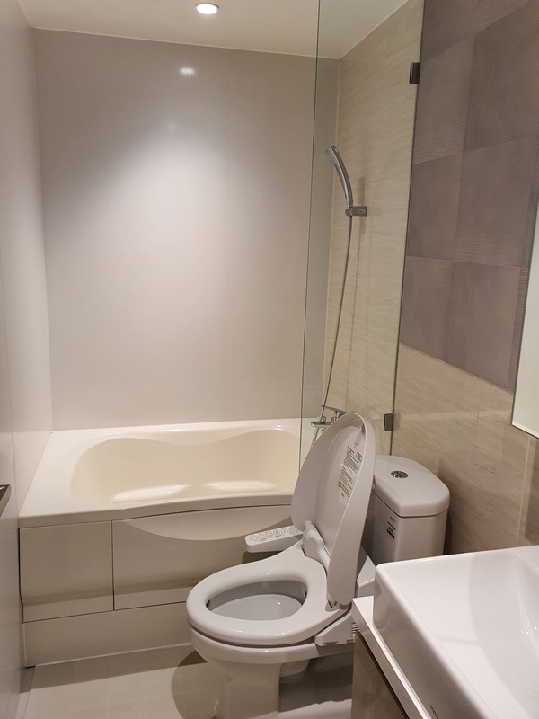 ให้เช่าคอนโด รูเนะสุ ทองหล่อ 5 พื้นที่ 35 ตร.ม. 1 ห้องนอน เช่า 45,000 บ/ด