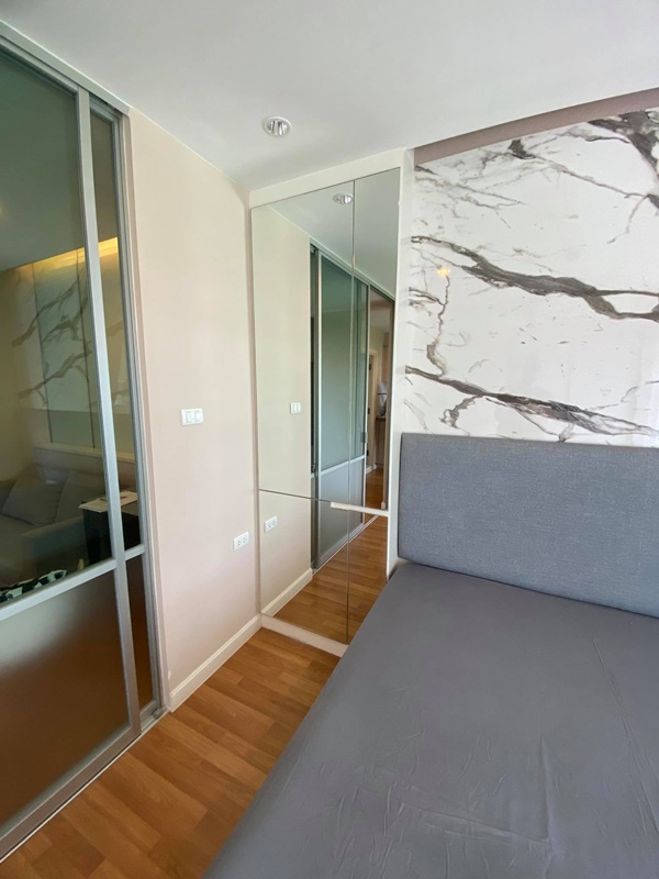 ให้เช่าคอนโด ลุมพินี พาร์ค ริเวอร์ไซด์-พระราม 3 พื้นที่ 28 ตร.ม. 1 ห้องนอน เช่า 11,000 บ/ด