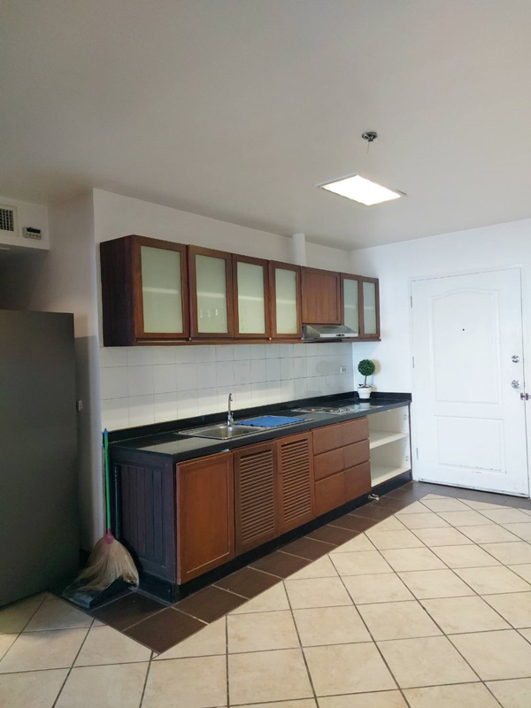 ขายคอนโด สเตท ทาวเวอร์ พื้นที่ 126 ตรม. 2 ห้องนอน ขาย 11.5 ล้านบาท