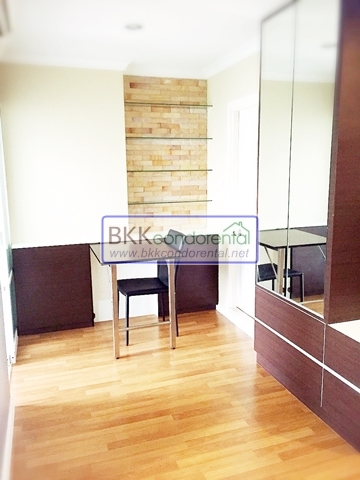 ให้เช่าคอนโด ลุมพินี เพลส พระราม 9 ตึก C ชั้น 29 พื้นที่ 37 ตรม. 1 ห้องนอน