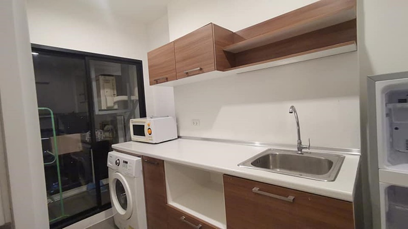 ให้เช่าคอนโด เดอะ ทรี อินเตอร์เชนจ์ พื้นที่ 36 ตร.ม. 1 ห้องนอน เช่า 12,000 บ/ด