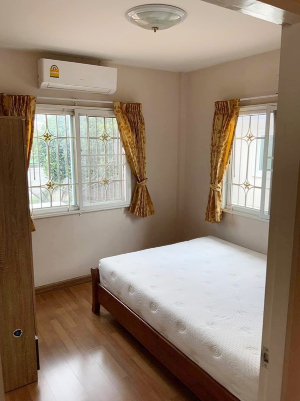 ให้เช่าบ้านเดี่ยว 2 ชั้น ย่านบางเขน พื้นที่ 65 ตรว. 3 ห้องนอน เช่า 20,000 บ/ด