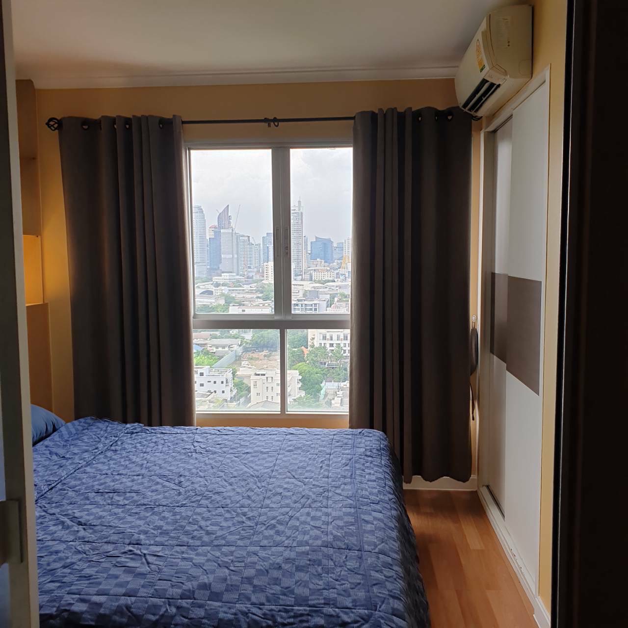 ให้เช่าคอนโด ลุมพินี เพลส พระราม 4-กล้วยน้ำไท 28 ตร. ม. 1 ห้องนอน เช่า 12,000 บ/ด