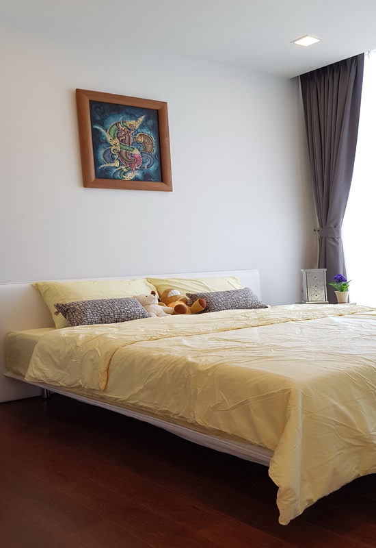 ขาย/ให้เช่า คอนโด ไฮด์ สุขุมวิท 11 58.54 ตร.ม. 2 ห้องนอน เช่า 45,000 บ/ด ขาย 10.7 ล.