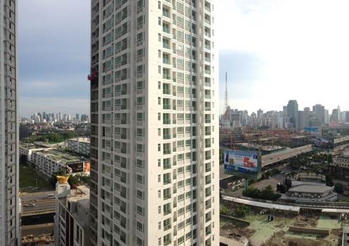 ให้เช่าคอนโด ทีซี กรีน พระราม 9 ชั้น 18 พื้นที่ 40 ตรม. 1 ห้องนอน เช่า 18,000 บาท/เดือน