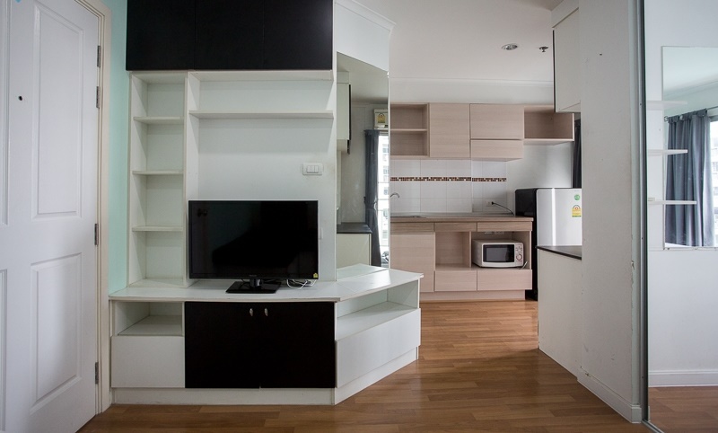 ให้เช่าคอนโด ลุมพินี เพลส รัชโยธิน พื้นที่ 28 ตร.ม. 1 ห้องนอน ให้เช่า 9,000 บ/ด