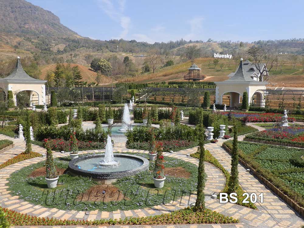 น้ำพุแต่งสวน ในโครงการ The BlueSky รีสอร์ท เขาค้อ