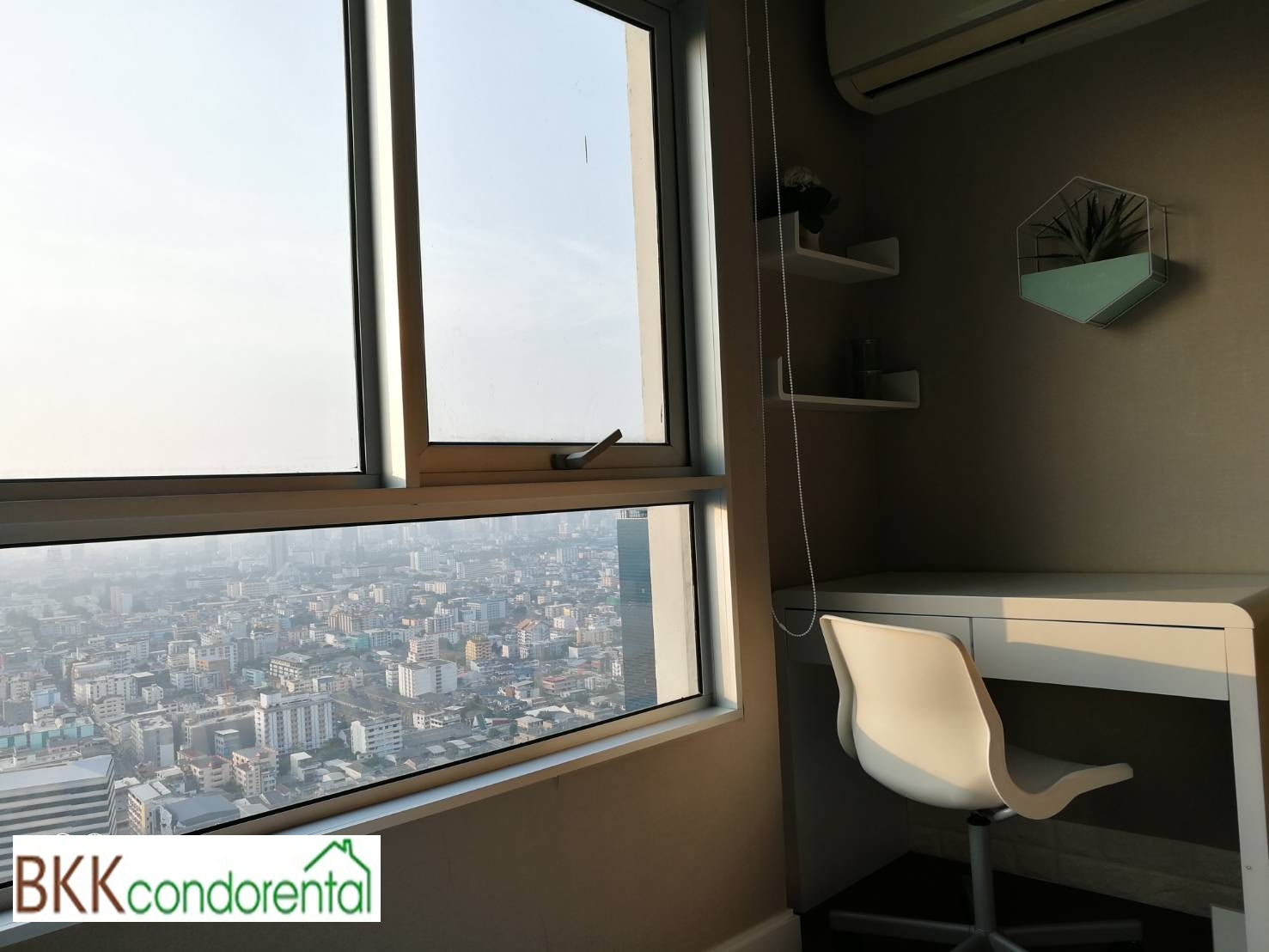 ให้เช่าคอนโด เบลล์ แกรนด์ พระราม 9 พื้นที่ 108 ตร.ม. 3 ห้องนอน เช่า 90,000 บ/ด