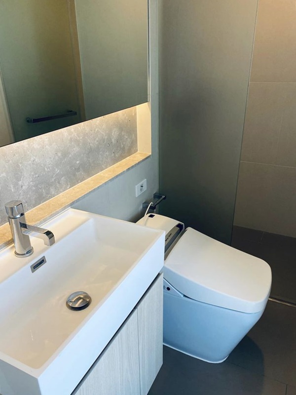 ขาย/ให้เช่า เดอะ ลุมพินี 24 พื้นที่ 56 ตร.ม. 2 ห้องนอน เช่า 40,000 บ/ด ขาย 12.5 ล้าน