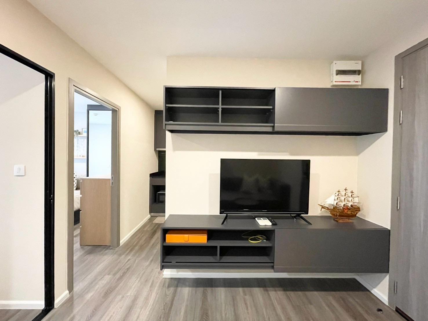 TD-M5.5 ให้เช่า น็อตติ้ง ฮิลล์ จตุจักร อินเตอร์เชนจ์ 35 ตรม. 1 ห้องนอน plus เช่า 18,000 /เดือน