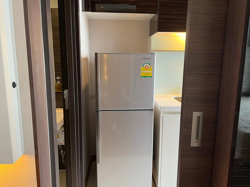 ให้เช่า/ขาย คอนโด ไอวี่ แอมพิโอ พื้นที่ 33.82 ตร.ม. สตูดิโอ ให้เช่า 18,000 บ/ด ขาย 5.3 ล.