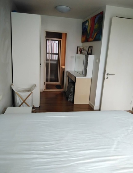 ให้เช่าคอนโด เดอะ โคลเวอร์ ทองหล่อ พื้นที่ 35 ตร.ม. 1 ห้องนอน เช่า 12,000 บ/ด