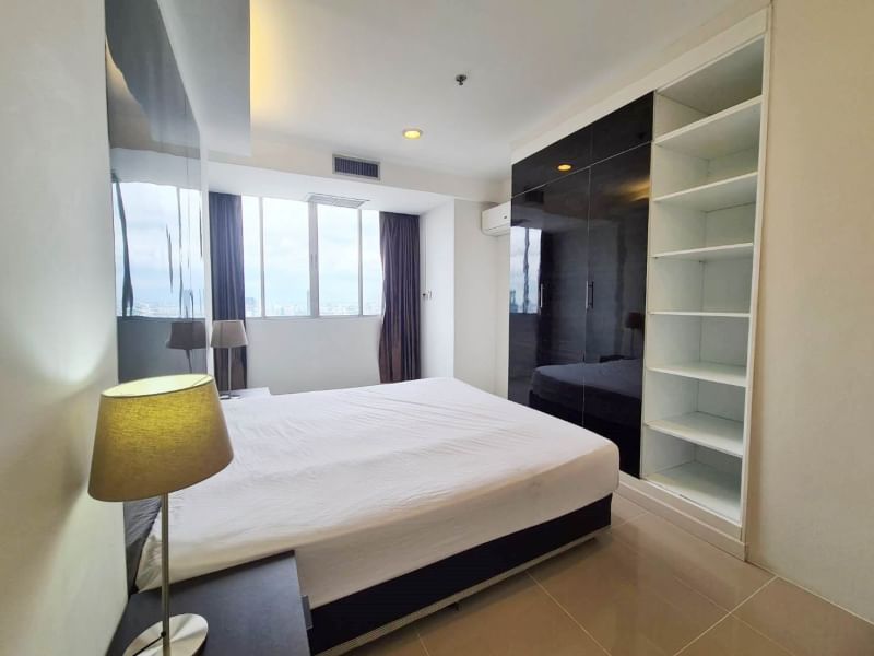 ให้เช่าคอนโดวอเตอร์ ฟอร์ด ไดมอนด์ ทาวเวอร์ พื้นที่ 146 ตรม. 3 ห้องนอน เช่า 75,000 บ/ด