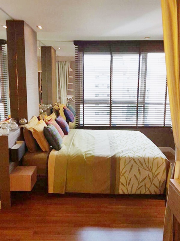 ให้เช่าคอนโด เดอะ โคลเวอร์ ทองหล่อ พื้นที่ 39.94 ตร.ม. 1 ห้องนอน เช่า 18,000 บ/ด