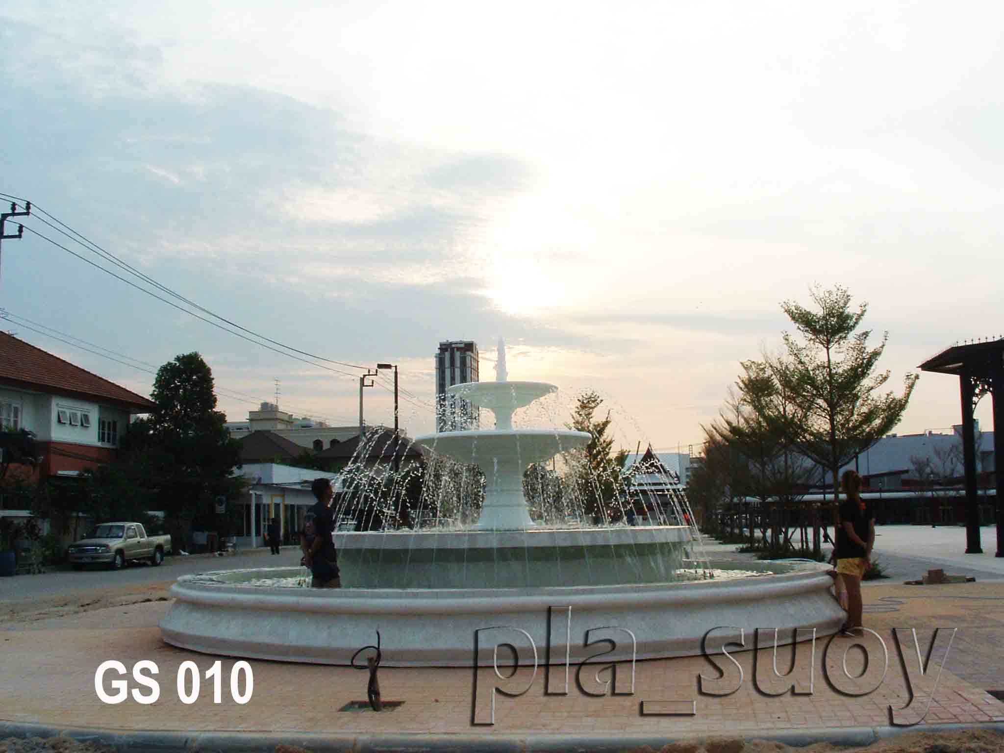 บ่อน้ำพุวงกลม พานน้ำพุ 2 ชั้น ที่สวนศรี