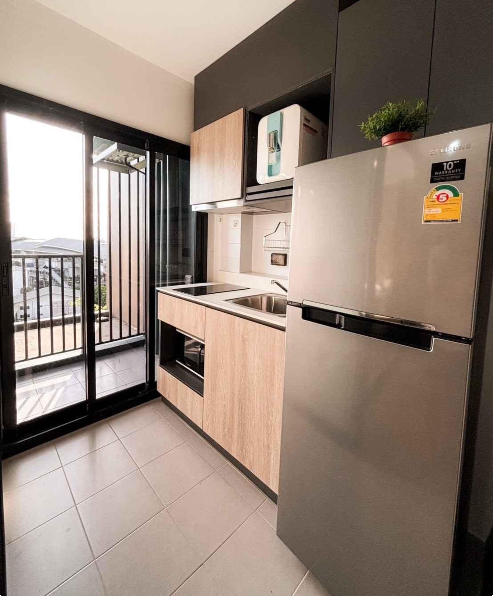 ให้เช่า เดอะ เบส เพชรเกษม 25 ตรม. สตูดิโอมีประตูกั้น ราคาเช่า 12,000 บาท/เดือน