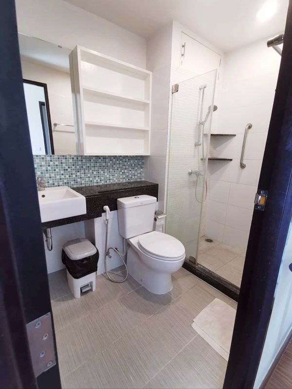 ขายคอนโดไดมอนด์ สุขุมวิท พื้นที่ 60.65 ตร.ม. 2 ห้องนอน ขาย 5.2 ล้านบาท