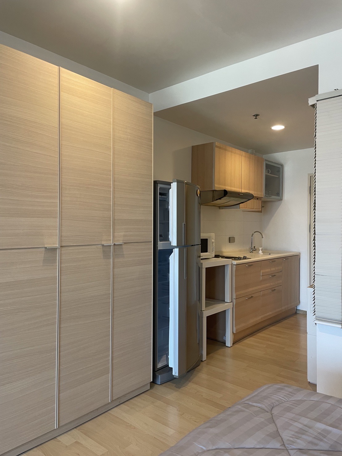 ให้เช่าคอนโด Noble Lite โนเบิล ไลท์ Studio 1 ห้องน้ำ /ห้องขนาด 35 ตรม. ชั้น XX