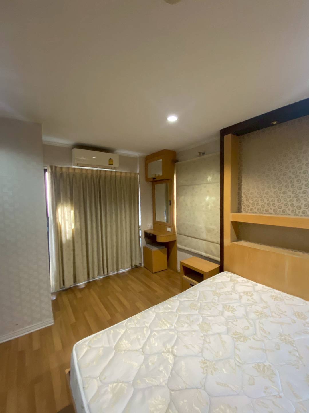 TD-M3.1 ให้เช่า คอนโด ลุมพินี เพลส พหล-สะพานควาย พื้นที่ 70 ตร.ม. 2 ห้องนอน 2 ห้องน้ำ 23,000 บาท