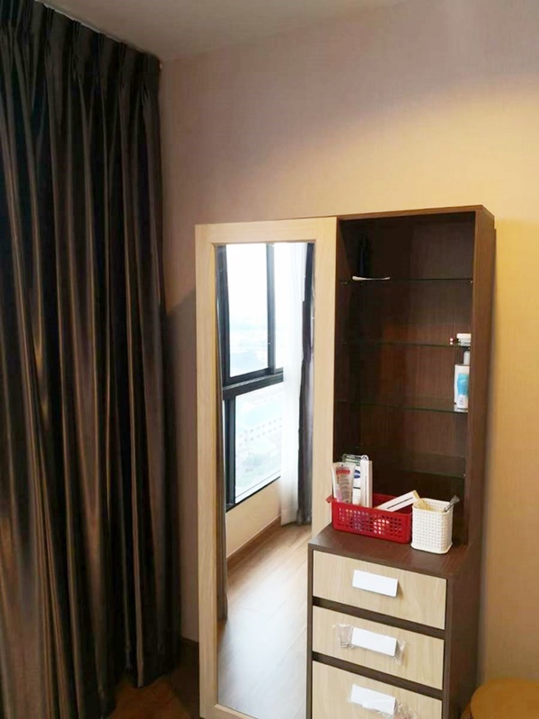 ขายคอนโด เดอะ ทรี อินเตอร์เชนจ์ พื้นที่ 58 ตร.ม. 2 ห้องนอน ขาย 5.6 ล้านบาท