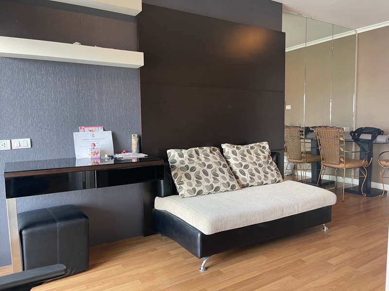 ขายคอนโด ลุมพินี พาร์ค ริเวอร์ไซด์ พระราม 3 32 ตร.ม. 1 ห้องนอน ขาย 2.69 ลบ.