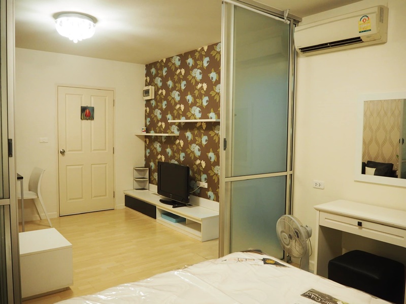 ให้เช่า ดีคอนโด รามอินทรา 47 พื้นที่ 30 ตร.ม. 1 ห้องนอน เช่า 7,500 บ/ด