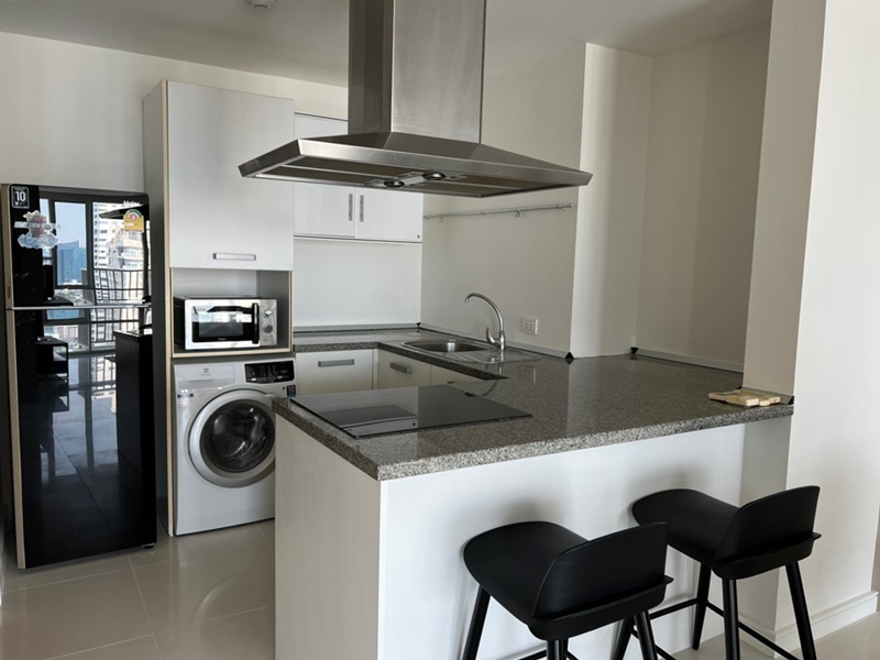 ให้เช่าคอนโด ฟูลเลอตัน สุขุมวิท พื้นที่ 96 ตร.ม. 2 ห้องนอน เช่า 72,000 บ/ด