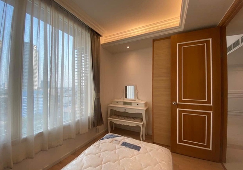 ให้เช่าคอนโด ดิ เอ็มไพร์ เพลส 120 ตร.ม. 2 ห้องนอน (ดูเพล็กซ์) เช่า 60,000 บ/ด