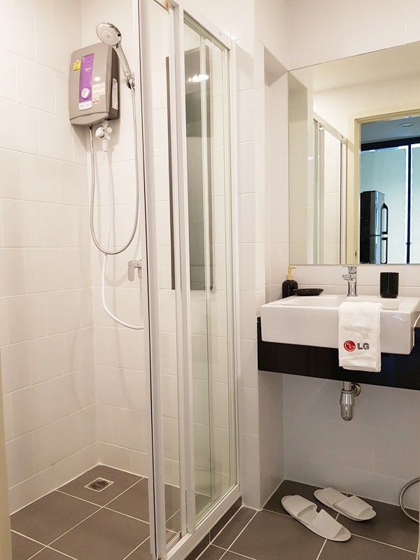 ให้เช่าคอนโด นอตติ้ง ฮิลล์ ดิ เอ็กซ์คลูซีฟ เจริญกรุง 27.5 ตร.ม. 1 ห้องนอน เช่า 12,000 บ/ด ลดเหลือ 11,000 บ/ด