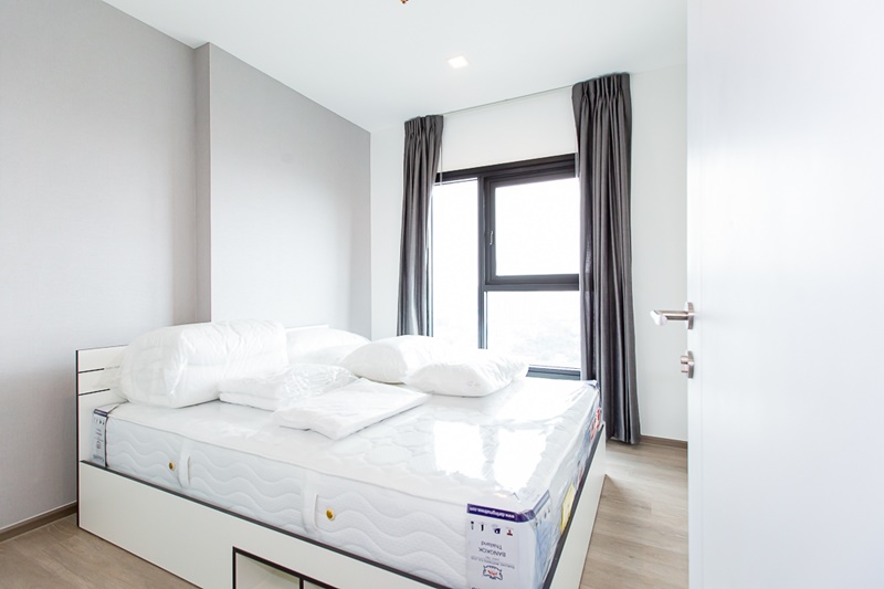 ให้เช่าคอนโด เดอะเบส เพชรเกษม พื้นที่ 31.75 ตร.ม. 1 ห้องนอน เช่า 12,000 บ/ด