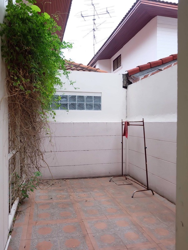 ให้เช่าบ้านเดี่ยว 2 ชั้น รามคำแหง 76 พื้นที่ 75 ตรว. 4 ห้องนอน เช่า 25,000 บ/ด