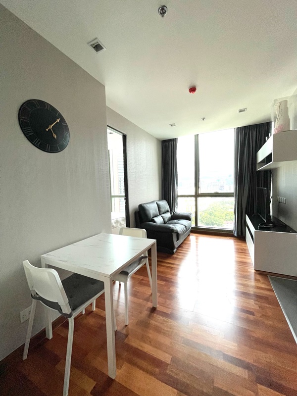 ให้เช่าคอนโด วิช ซิกเนเจอร์ มิดทาวน์ สยาม พื้นที่ 35 ตร.ม. 1 ห้องนอน ให้เช่า 20,000 บ/ด